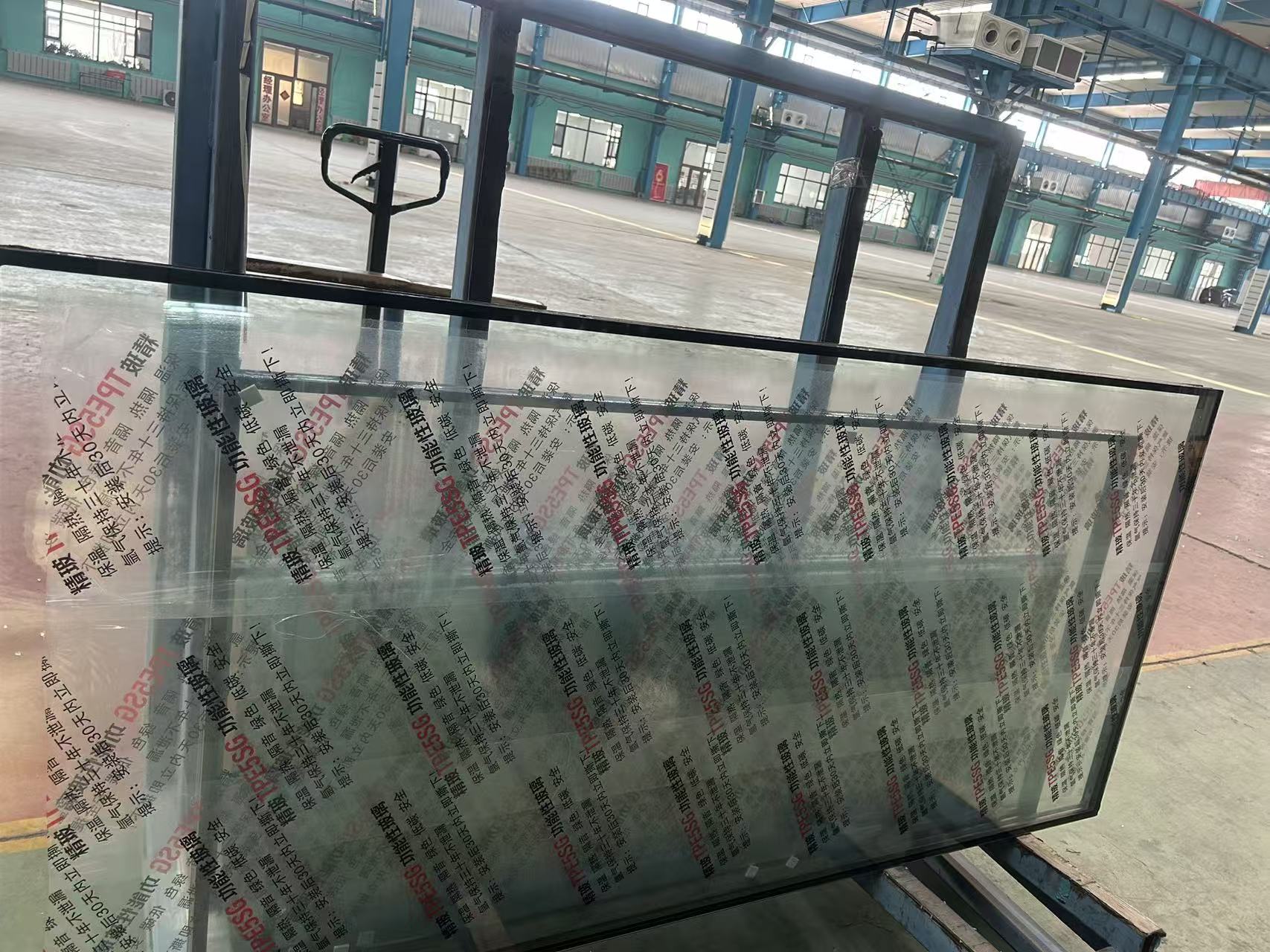 湖州市玻璃源头工厂隔热玻璃 - 方案